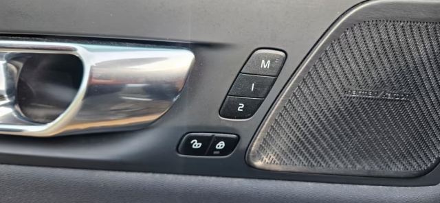 Foto 12 de Volvo XC60